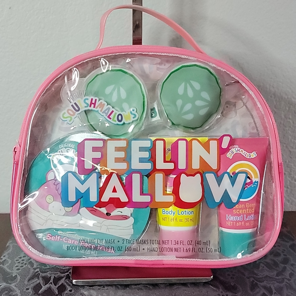 SQUISHMALLOWS Feelin’ Mallow 6 Piece Spa Kit